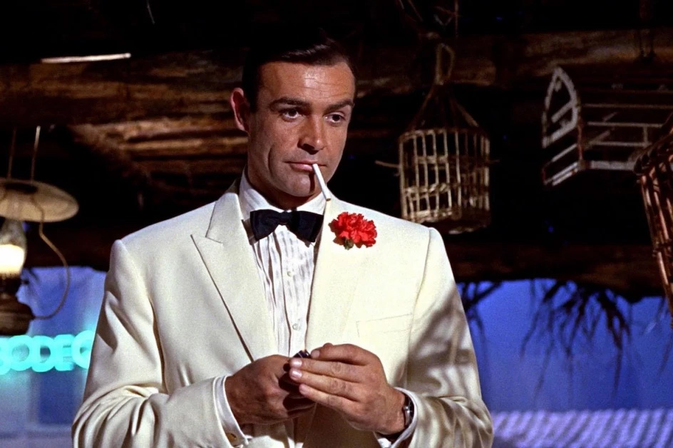 Les romans de James Bond expurgés de tout terme problématique